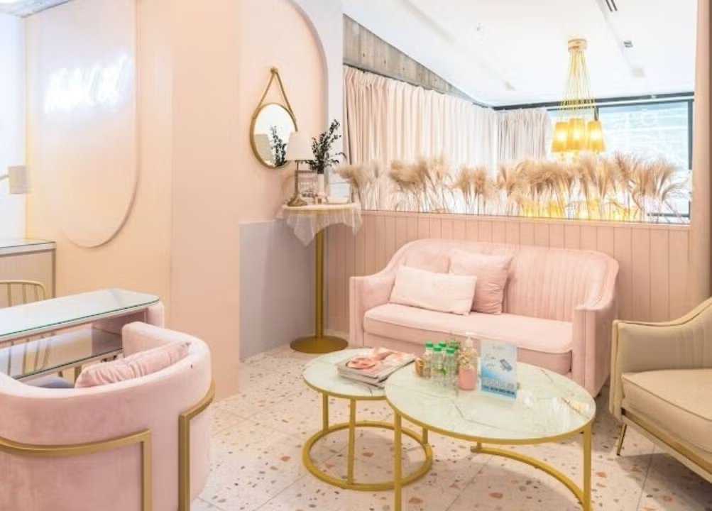 Salon Image
